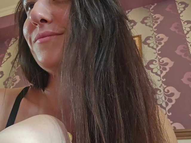 AlejandraDelane live cam on BongaCams