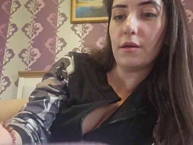 AlejandraDelane webcam