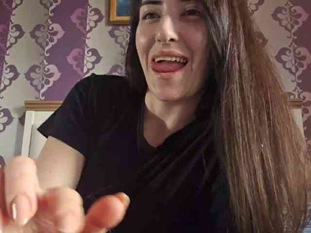 AlejandraDelane webcam