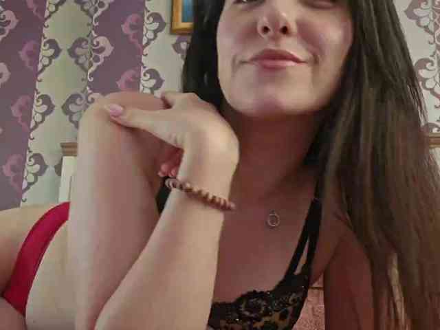 AlejandraDelane webcam
