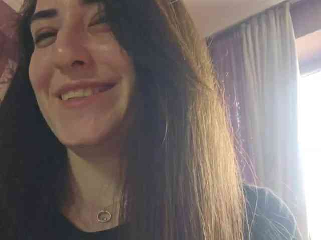 AlejandraDelane webcam