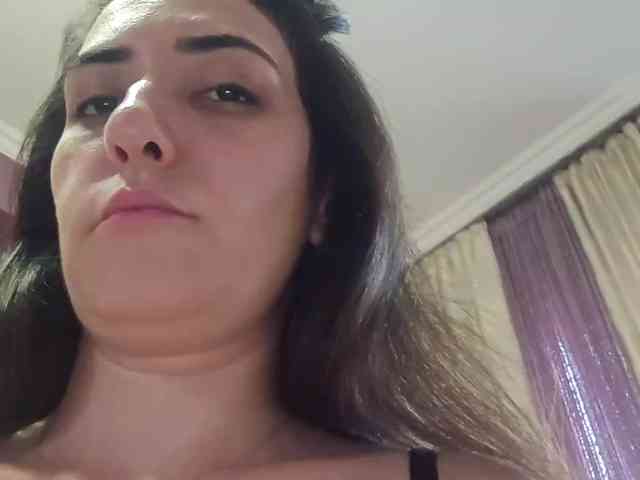 AlejandraDelane webcam