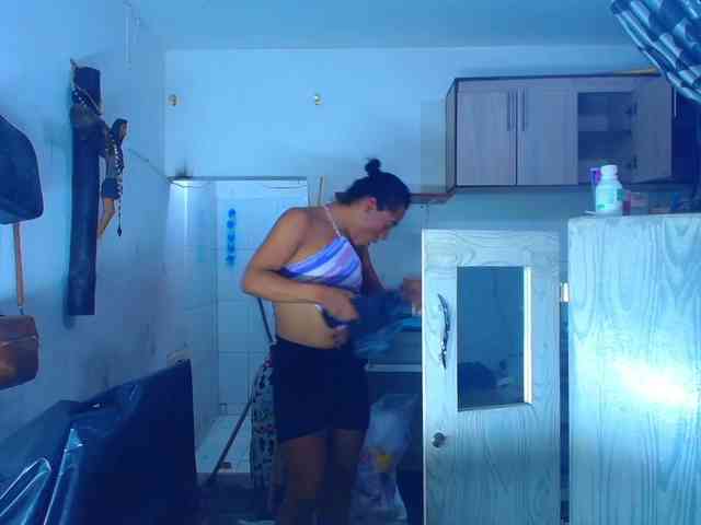 lexxa-brown Live Webcam on BongaCams