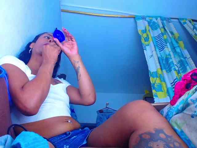 lexxa-brown Live Webcam on BongaCams