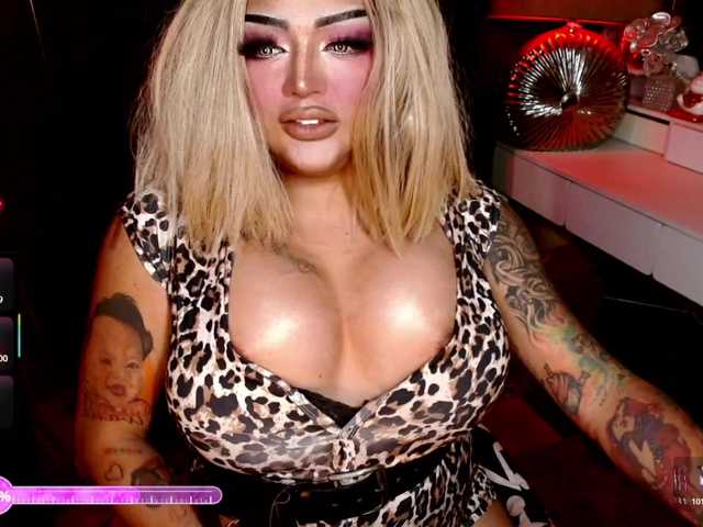 ShadeofSex live webcam show