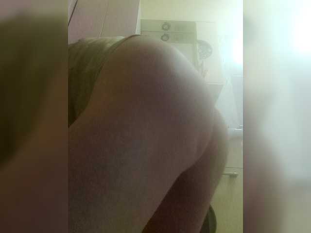 XbogdyX live webcam show