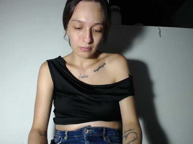 bulmaamilk live cam on BongaCams