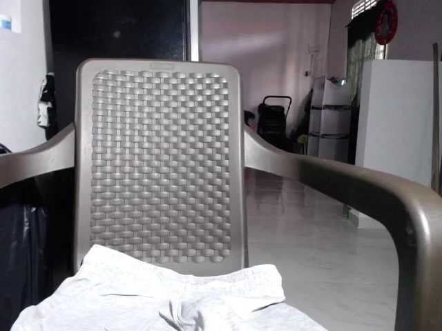 bulmaamilk live cam on BongaCams