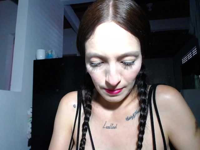 bulmaamilk live cam on BongaCams