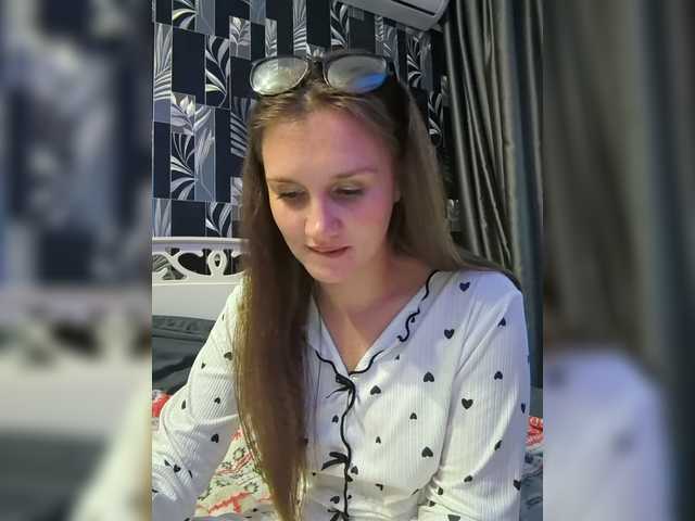 MedSEXtri4ka live webcam show
