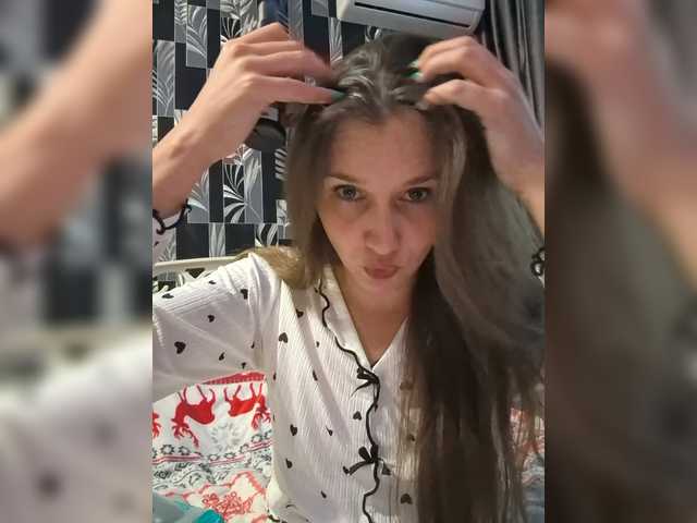 MedSEXtri4ka live webcam show