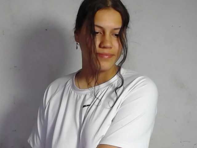 realshy-Stepsis live cam on BongaCams