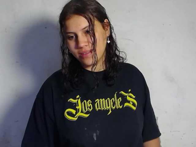 realshy-Stepsis live cam on BongaCams
