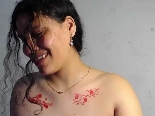 realshy-Stepsis live cam on BongaCams