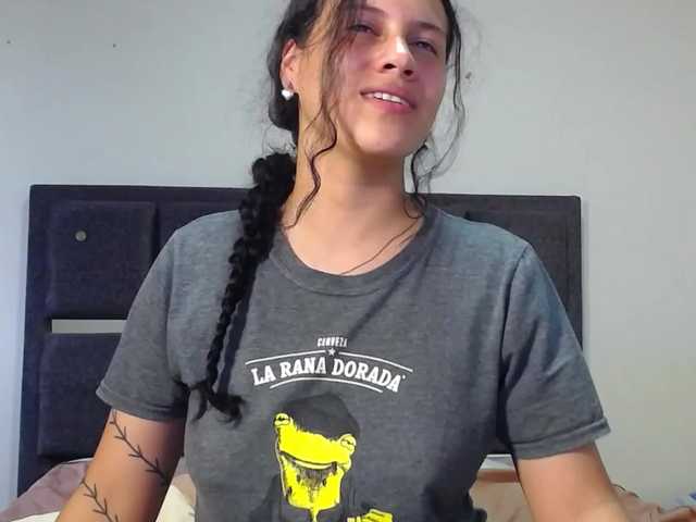 realshy-Stepsis live cam on BongaCams