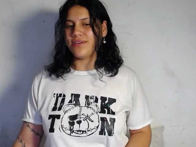 realshy-Stepsis live cam on BongaCams