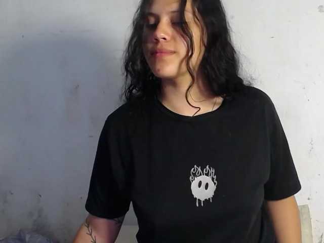realshy-Stepsis live cam on BongaCams