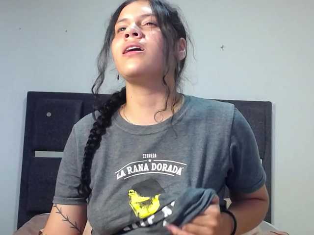 realshy-Stepsis live cam on BongaCams