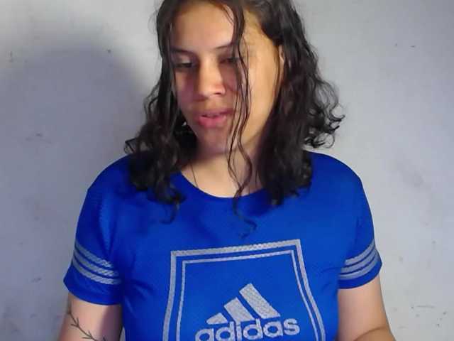 realshy-Stepsis live cam on BongaCams