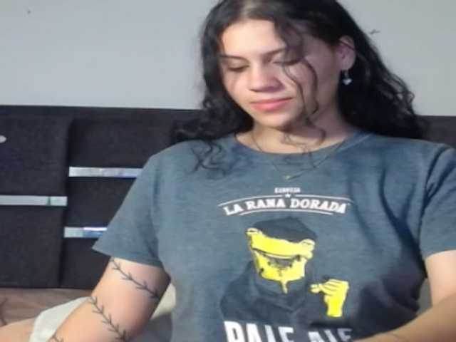 realshy-Stepsis live cam on BongaCams