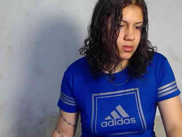 realshy-Stepsis Live Webcam on BongaCams