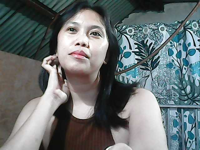 Aliceyu live cam on BongaCams