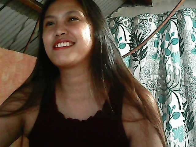 Aliceyu live cam on BongaCams
