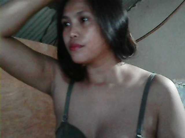 Aliceyu live cam on BongaCams
