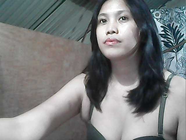 Aliceyu live cam on BongaCams