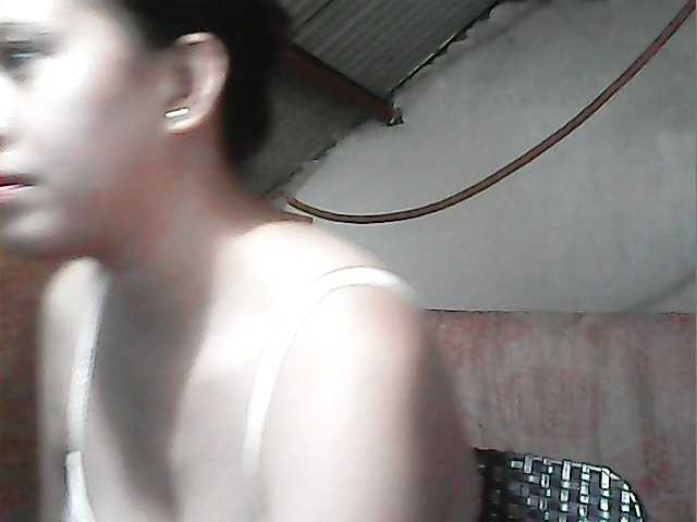 Aliceyu live cam on BongaCams
