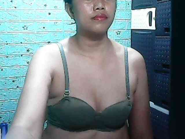 Alicepussylicious webcam