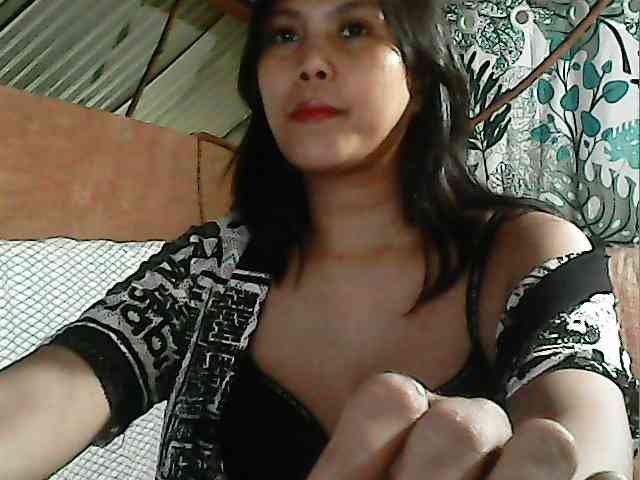 Alicepussylicious webcam