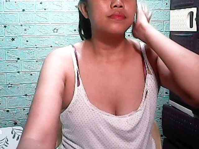 Alicepussylicious webcam