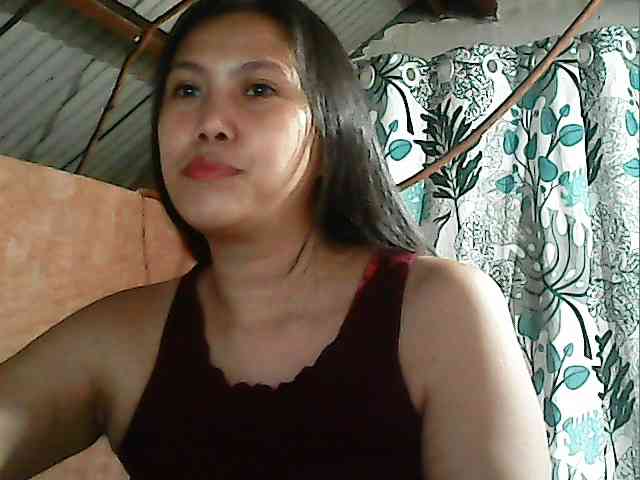 Alicepussylicious's cam show statistics and live stream