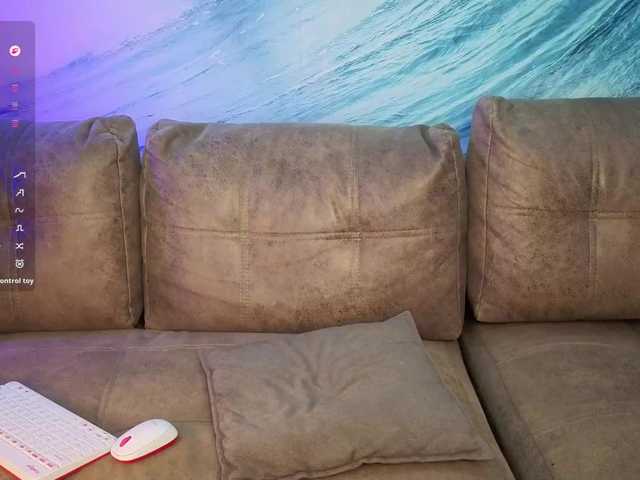 LethalKis live cam on BongaCams