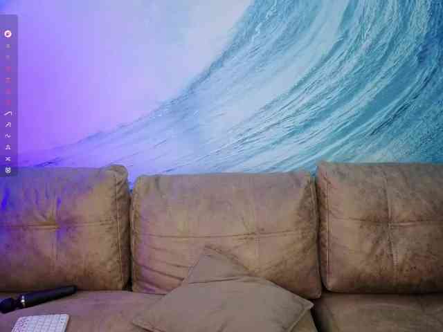 LethalKis webcam