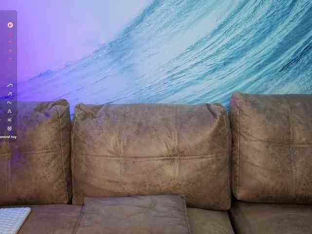 LethalKis webcam