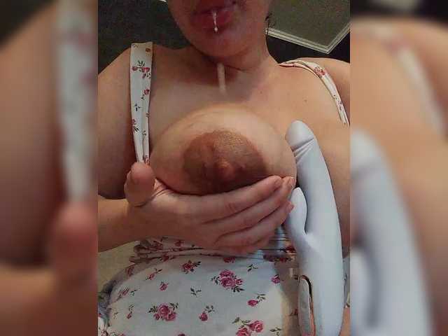 Leyladddd live cam on BongaCams