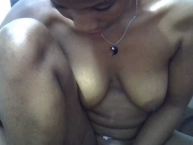 Hotmary01 live cam on BongaCams