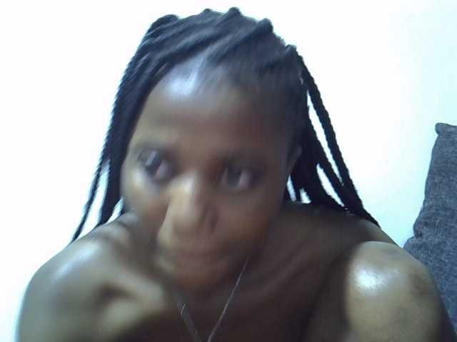 Hotmary01 live cam on BongaCams