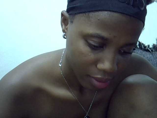 Hotmary01 Live Cam on BongaCams