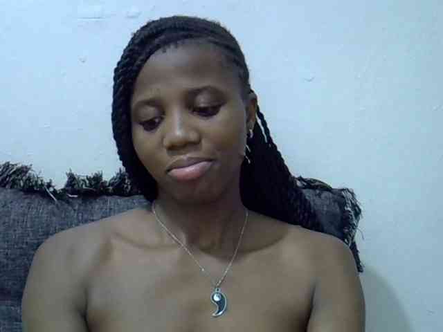 Hotmary01 webcam