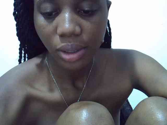 Hotmary01 webcam