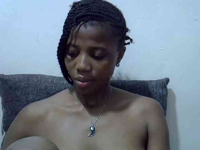 Hotmary01 webcam