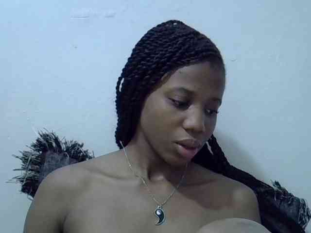 Hotmary01 webcam