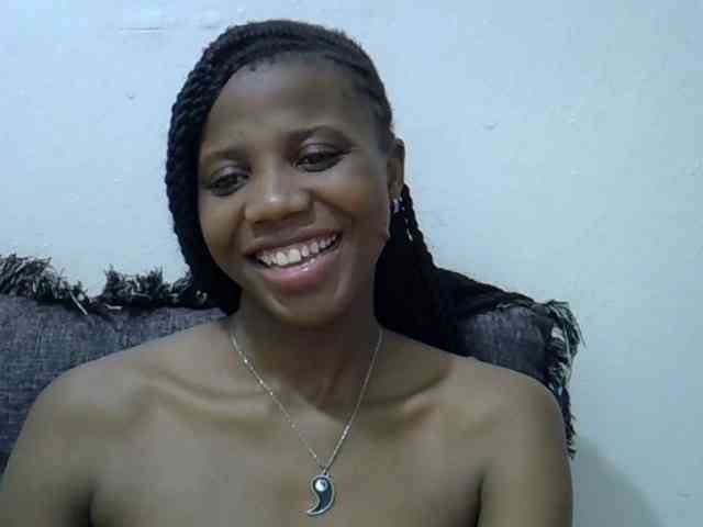 Hotmary01 webcam