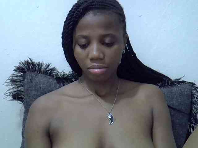 Hotmary01 webcam