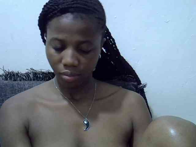 Hotmary01 webcam