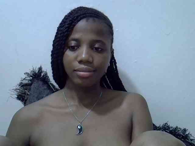 Hotmary01