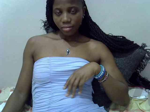 Modelo: Hotmary01